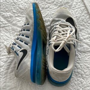 Nike Air Max 2016, youth size 6